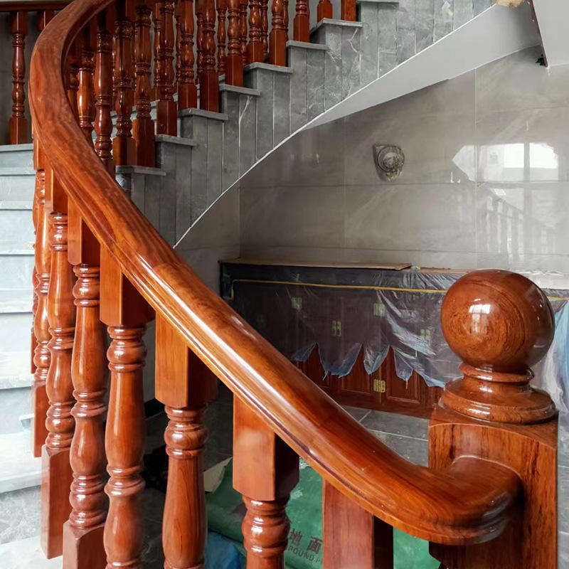 Manufacturer Direct Sales Classic Arc Stair High Quality Solid Wood Indoor Staircase for Villa & Hotel Use