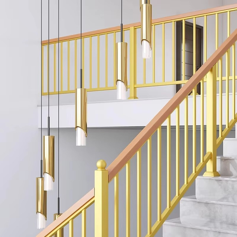 Modern Indoor Outdoor Stair Villa Balustrade with Black Stainless Steel Posts and Wooden Handrail for Hospital and Hotel Use