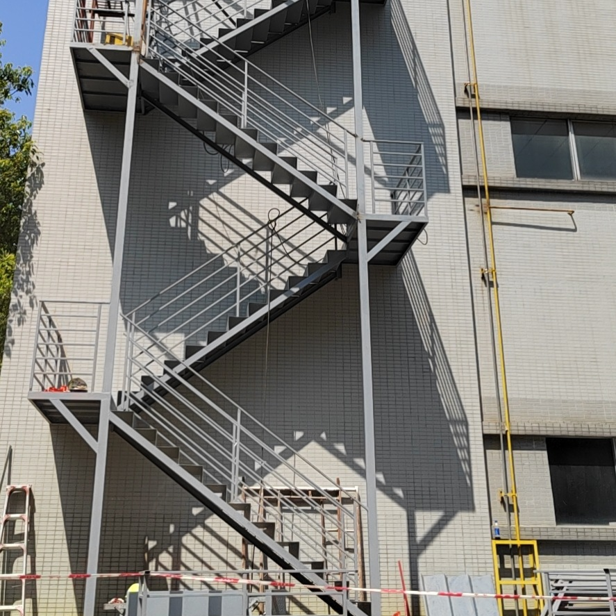 Customizable Color Prefab High Quality Hot Dip Galvanized Carbon Steel Fire Escape Stairs