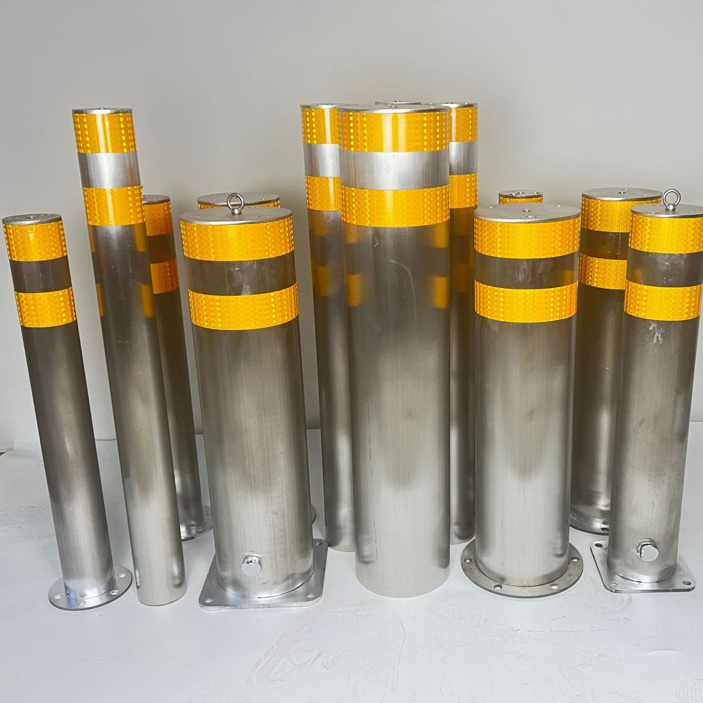 Factory Direct Stainless Steel Removable Lockable Safety Barrier for Drainage System Roofing Durable Anti-Corrosion Water