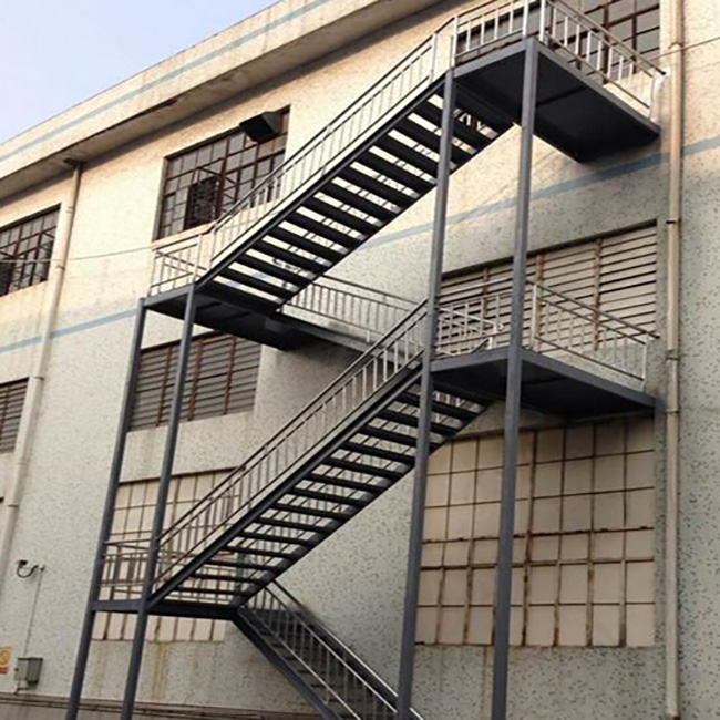 Outdoor Galvanized Steel Metal Fire Escape Stairs Serrated Step Grating Stainless Steel Warehouse Building for Metal Railings