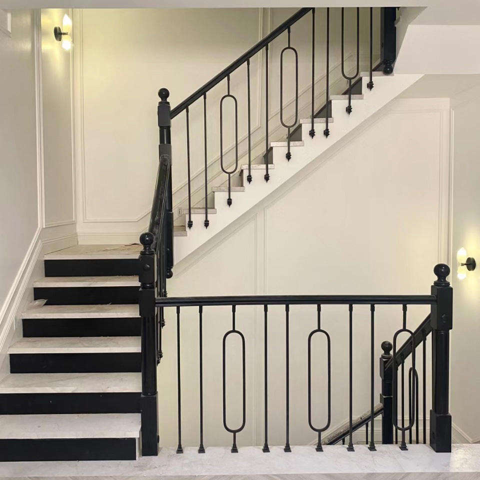 Modern Popular Oval Shape Stair Baluster Spindle Stainless Steel Balcony Railing Stair Handrail for the Villa