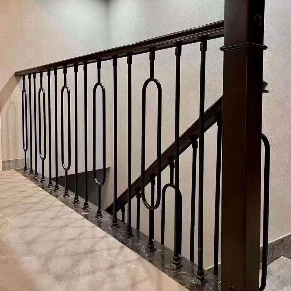 Modern Popular Oval Shape Stair Baluster Spindle Stainless Steel Balcony Railing Stair Handrail for the Villa