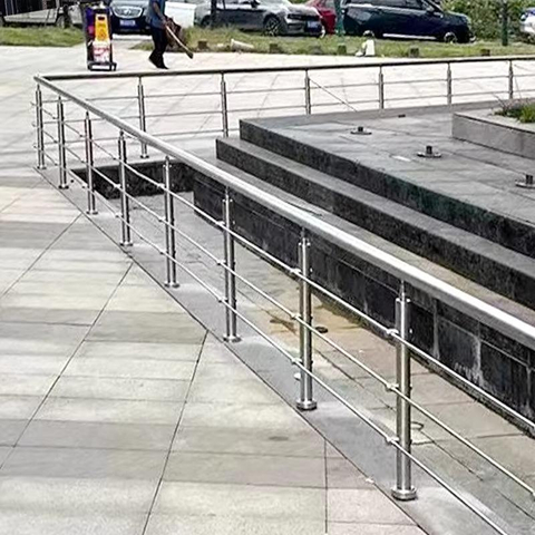 Outdoor Indoor New Design Ss316 Stainless Metal Deck Baluster Balcony Handrail Black Rod Cable Railing Post