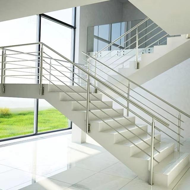 Carbon Iron Stair Railing Classic Design Heavy Duty Safety Guardrail for Home Villa Hotel Indoor Outdoor Rustproof