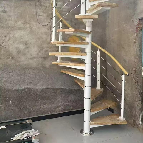 Modern Designed Prefabricated Spiral Staircase for Indoor and Outdoor Use with Non-Slip Treads for Apartment