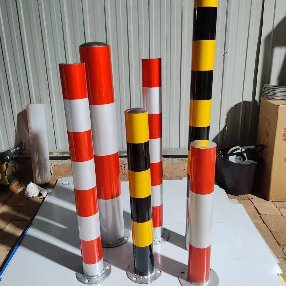 Buried Base Steel Anti-Collision Reflective Vehicle Bollards, Parking Barriers & Lane Safety Protection Posts